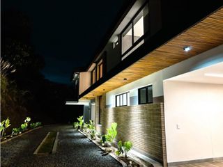 Foto 51 de Casa en Arriendo en Envigado El Escobero