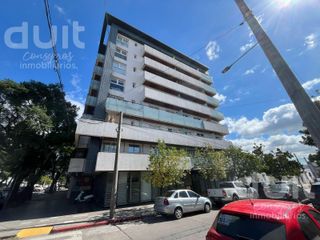 Foto 1 de Depto en Alquiler en Paraguay esq. Pueyrredón