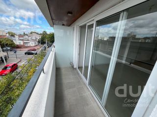 Foto 1 de Departamento en Alquiler en pueyrredon y paraguay