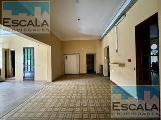 Foto 5 de CASA PARA USO COMERCIAL EN ALQUILER