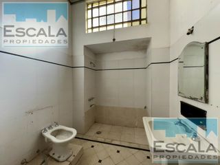 Foto 13 de CASA PARA USO COMERCIAL EN ALQUILER