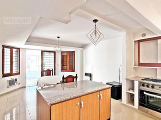 Foto 9 de Casa  en alquiler de 3 dormitorios con pileta en Lomas Jockey, San Isidro