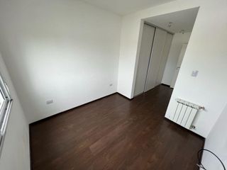 Foto 4 de Departamento de 1 dormitorio con vestidor, en Alquiler en La Plata