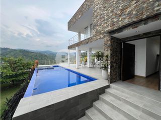 Foto 1 de Casa en conjunto, en arriendo, zona San Bernardo del Viento, Manizales