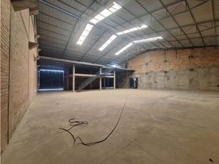 Foto 1 de BODEGA EN ARRIENDO SOACHA SOBRE VIA PRINCIPAL
