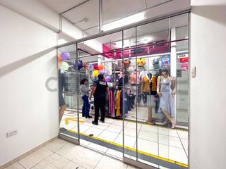 Foto 10 de OPORTUNIDAD ÚNICA EN EL CORAZÓN COMERCIAL DE LINCE - RISSO VENTA STAND