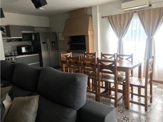 Foto 7 de Casa 6 Ambientes, Grandes Comodidades-Oportunidad!! Retasada
