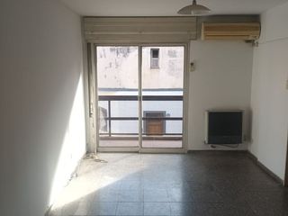 Foto 2 de Alquiler Departamento 1 dormitorio balcón z/Central de Policía en Alberdi $500.000 finales.