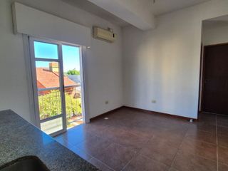 Foto 2 de DEPARTAMENTO DE 1 DORMITORIO EN ALQUILER EN VILLA SARITA