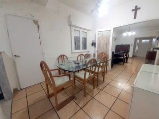 Foto 8 de Amplia casa con cochera y terraza de 110m2 en Nuñez