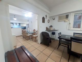 Foto 5 de Amplia casa con cochera y terraza de 110m2 en Nuñez