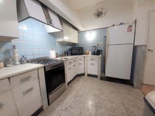 Foto 11 de Amplia casa con cochera y terraza de 110m2 en Nuñez
