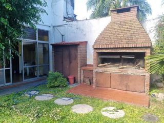 Foto 4 de Chalet en venta en Parque Johnston