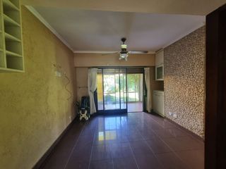 Foto 17 de Chalet en venta en Parque Johnston