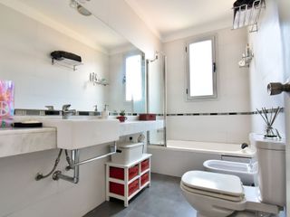 Foto 15 de VENTA DEPTO TIPLEX, TIPO CASA  - 2 COCH - PURA LUZ
