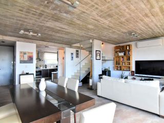 Foto 9 de VENTA DEPTO TIPLEX, TIPO CASA  - 2 COCH - PURA LUZ