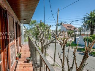 Foto 27 de Venta 2 casas en block, 5 dormit 4 baños Ringuelet