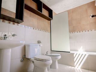 Foto 12 de Venta 2 casas en block, 5 dormit 4 baños Ringuelet