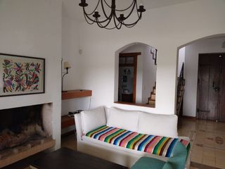 Foto 11 de ALQUILER LINDISIMA CASA TOTALMENTE AMUEBLADA