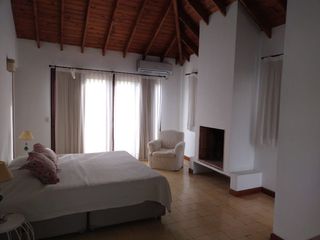 Foto 52 de ALQUILER LINDISIMA CASA TOTALMENTE AMUEBLADA