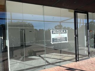 Foto 3 de Local en Alquiler frente al Shopping de Villa Allende