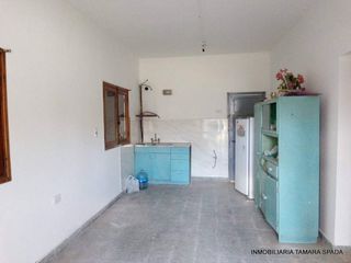 Foto 2 de CASA SOLA EN LOTE EN ZONA RESIDENCIAL