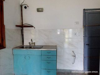 Foto 3 de CASA SOLA EN LOTE EN ZONA RESIDENCIAL