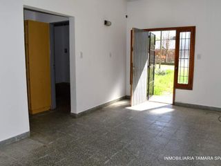 Foto 5 de CASA SOLA EN LOTE EN ZONA RESIDENCIAL