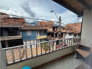 Foto 10 de Casa Bifamiliar en venta en  Cabañas Bello