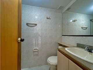 Foto 8 de Apartamento en envigado cerca a la avenida Poblado