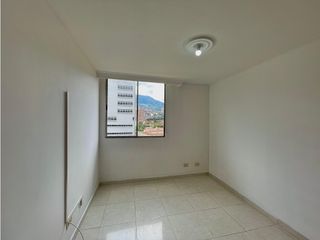 Foto 4 de Apartamento en envigado cerca a la avenida Poblado