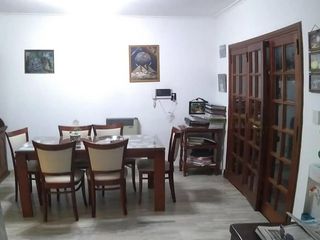 Foto 13 de Casa en venta - 4 Dormitorios 5 Baños - Cochera - 620Mts2 - Villa Elvira