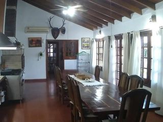 Foto 11 de Casa en venta - 4 Dormitorios 5 Baños - Cochera - 620Mts2 - Villa Elvira