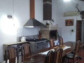 Foto 6 de Casa en venta - 4 Dormitorios 5 Baños - Cochera - 620Mts2 - Villa Elvira