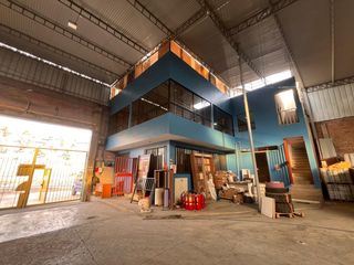 Foto 7 de Local en  Av, principal de VES, almacen de 1500m2