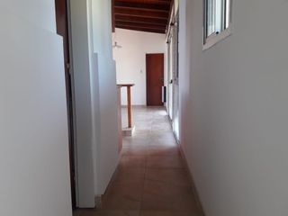 Foto 16 de Alquiler casa Fisherton con pileta y parrillero - Hostal del