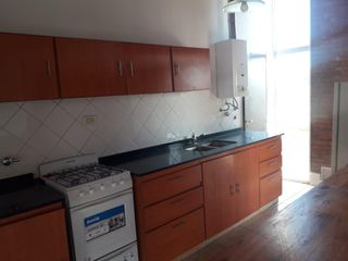 Foto 14 de Alquiler casa Fisherton con pileta y parrillero - Hostal del
