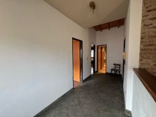 Foto 3 de Casa de 5 ambientes a la venta en Villa Urquiza