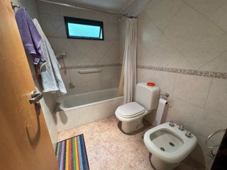 Foto 9 de Casa de 5 ambientes a la venta en Villa Urquiza