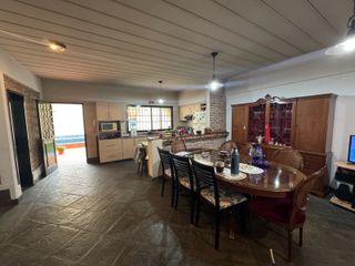Foto 11 de Casa de 5 ambientes a la venta en Villa Urquiza