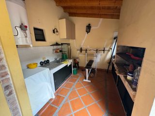 Foto 13 de Casa de 5 ambientes a la venta en Villa Urquiza