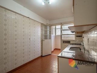 Foto 10 de Departamento 3 ambientes con balcón, cochera y baulera en Villa Urquiza