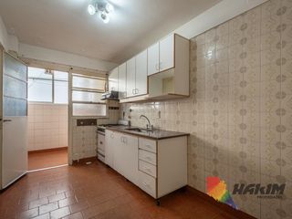 Foto 9 de Departamento 3 ambientes con balcón, cochera y baulera en Villa Urquiza