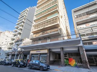 Foto 1 de Departamento 3 ambientes con balcón, cochera y baulera en Villa Urquiza