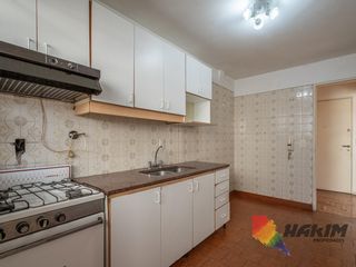 Foto 12 de Departamento 3 ambientes con balcón, cochera y baulera en Villa Urquiza