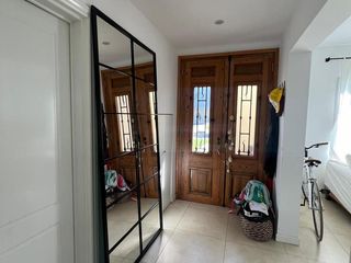 Foto 4 de Casa en  alquiler 4 dormitorios lote interno