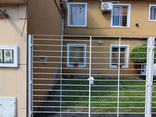 Foto 2 de Departamento en DUPLEX DE 3 AMBIENTES CON COCHERA Y TERRAZA.BANFIELD OESTE