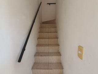 Foto 6 de Departamento en DUPLEX DE 3 AMBIENTES CON COCHERA Y TERRAZA.BANFIELD OESTE
