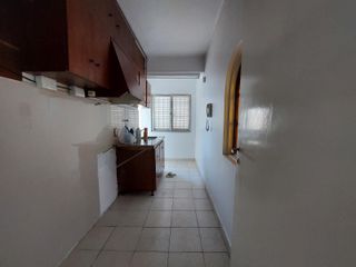Foto 6 de Departamento 3 Dormitorios en Alquiler en Neuquén Capital