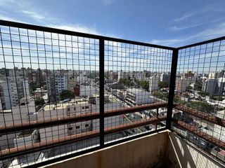 Foto 9 de Departamento en Alquiler 3 Ambientes Imperdible